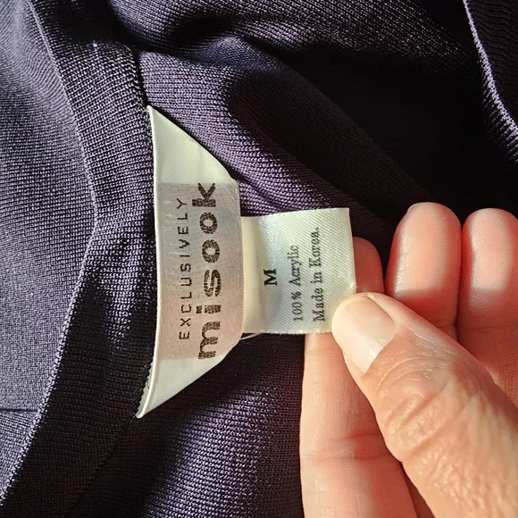 Exclusively Misook Dark Navy Double Scoopneck Tank Size Medium - Picture 6 of 7